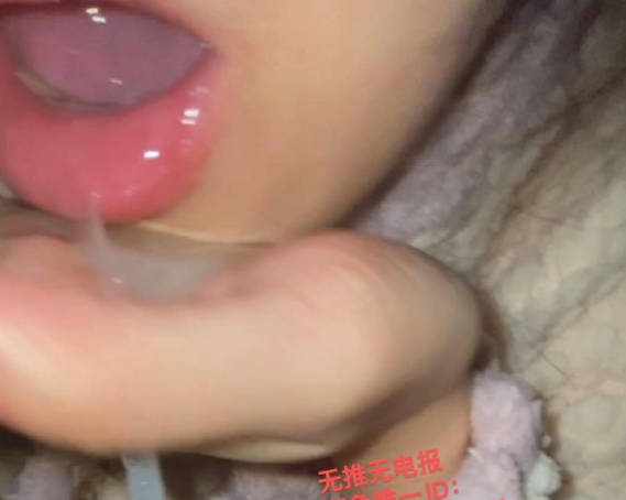 兄妹秘密初體驗 深喉極樂口爆內射高潮全記錄